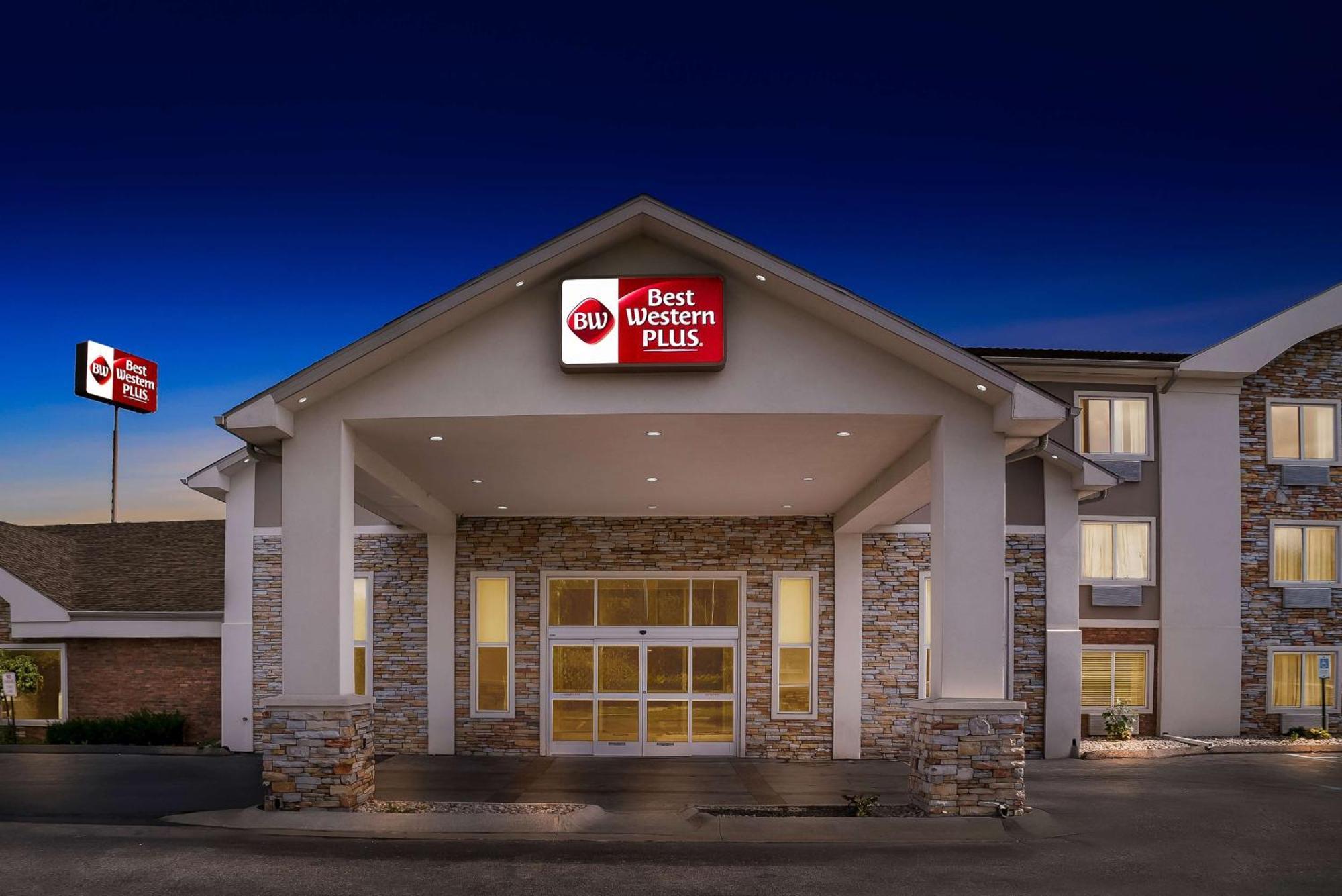 Best Western Plus Flint Airport Inn & Suites Exterior foto